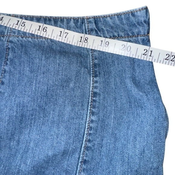 Venezia Women’s Size 22 42x22 Denim Flared Skirt 100% Cotton Med Wash Side Zip - Picture 6 of 7